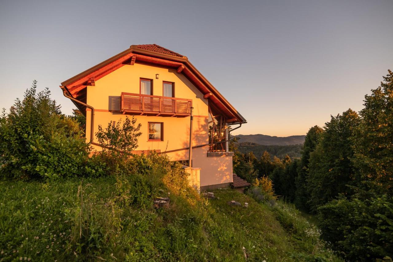 Holiday Home Razglednik Logatec Esterno foto