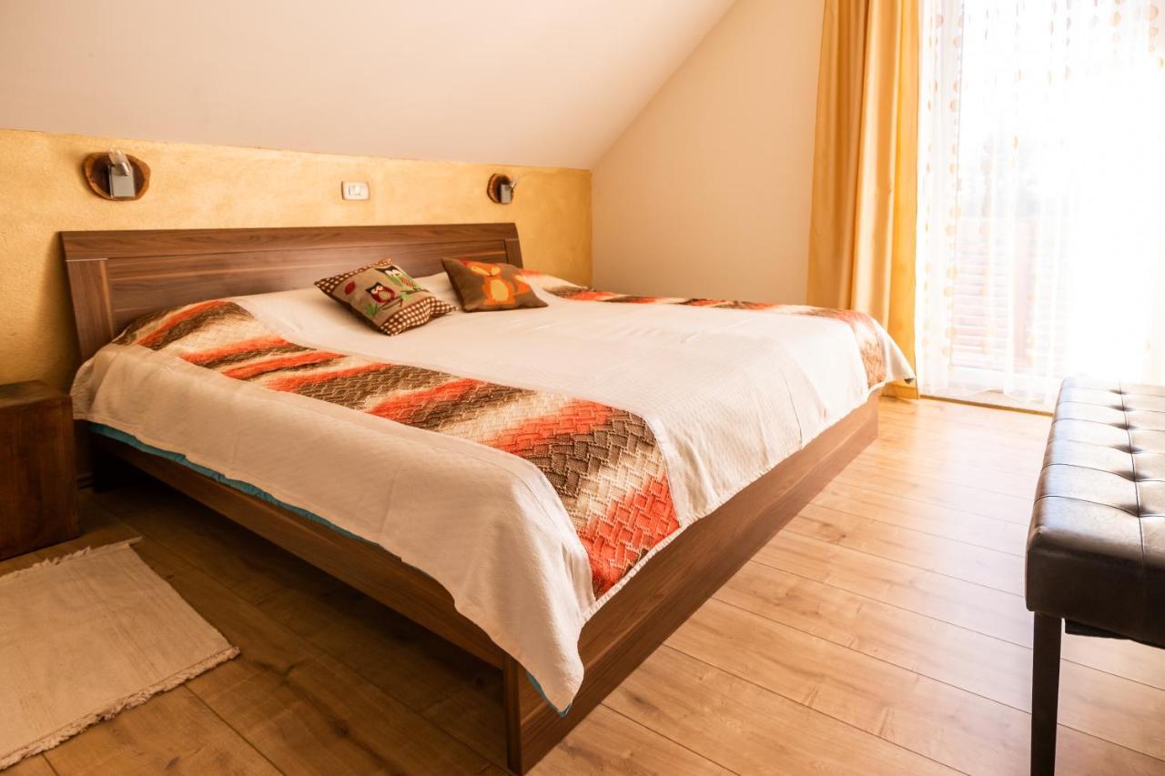 Holiday Home Razglednik Logatec Esterno foto