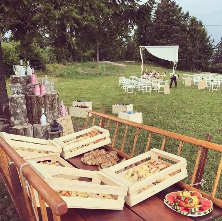 Holiday Home Razglednik Logatec Esterno foto